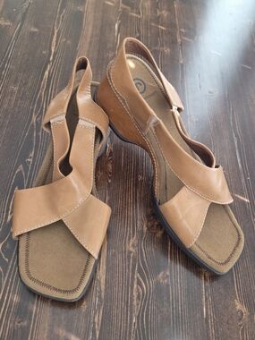 Rockport Tan Leather Slingback Wedge Sandals